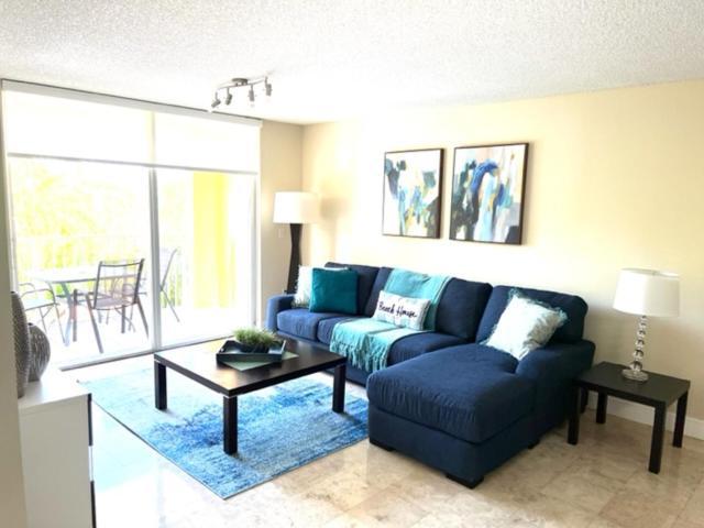 Ferienwohnung Renovated 2/2 Unit At Yacht Club/Aventura Exterior foto