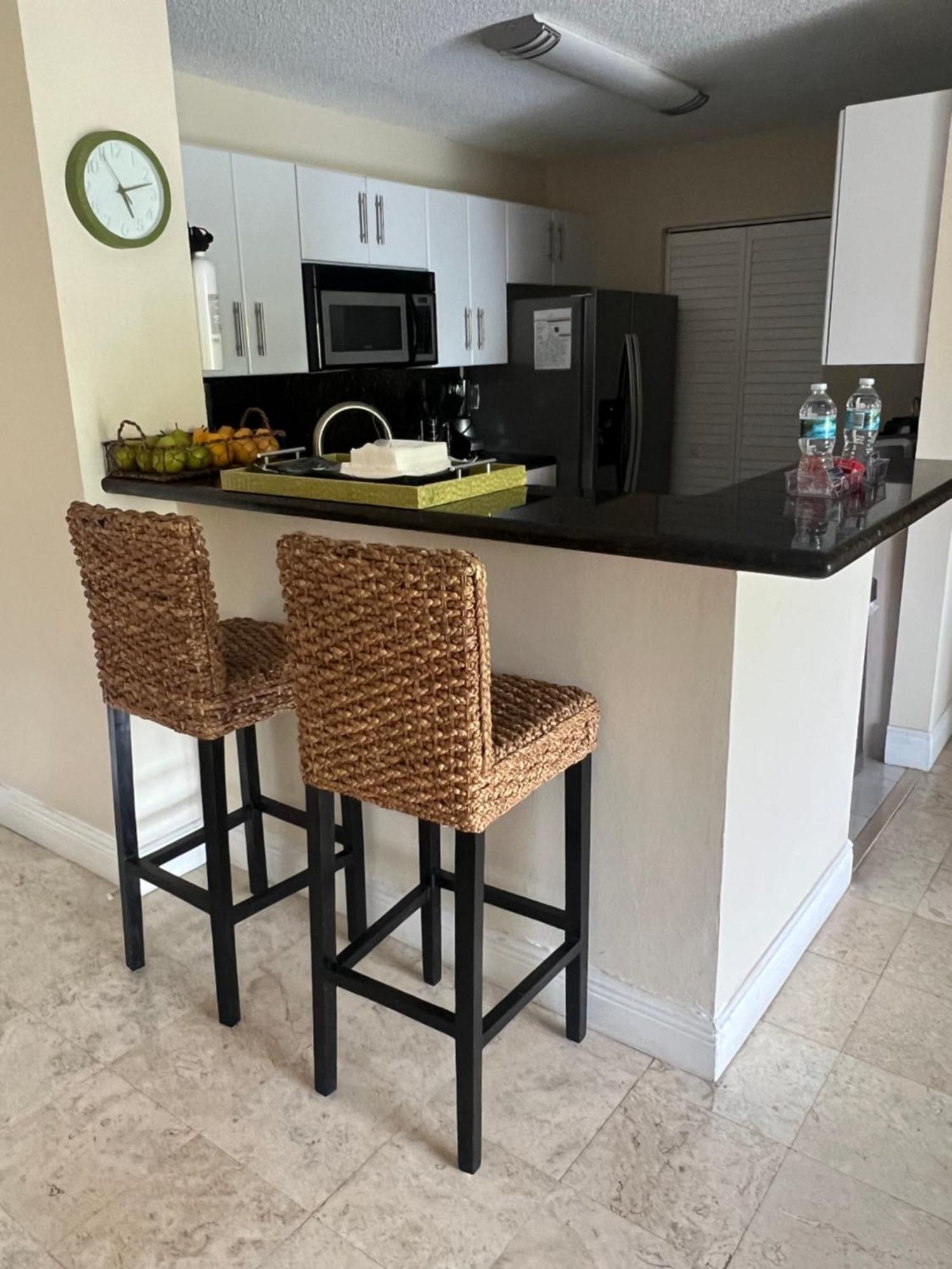 Ferienwohnung Renovated 2/2 Unit At Yacht Club/Aventura Exterior foto
